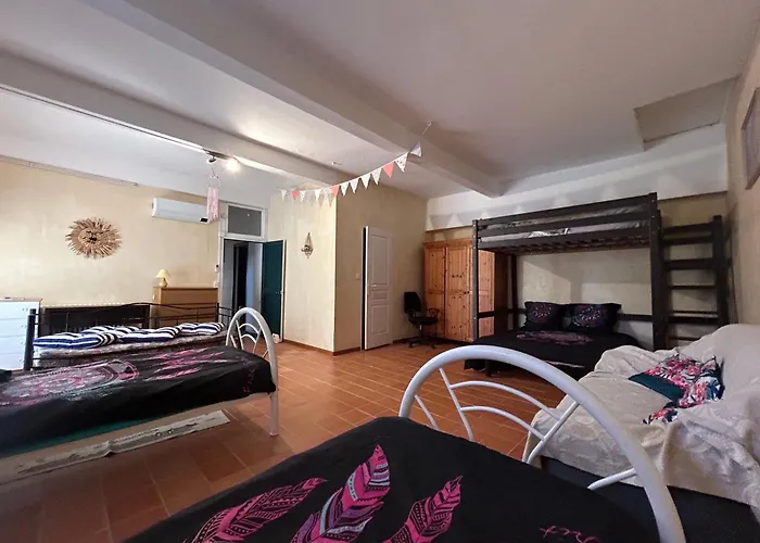 Au Calme Avec Piscine